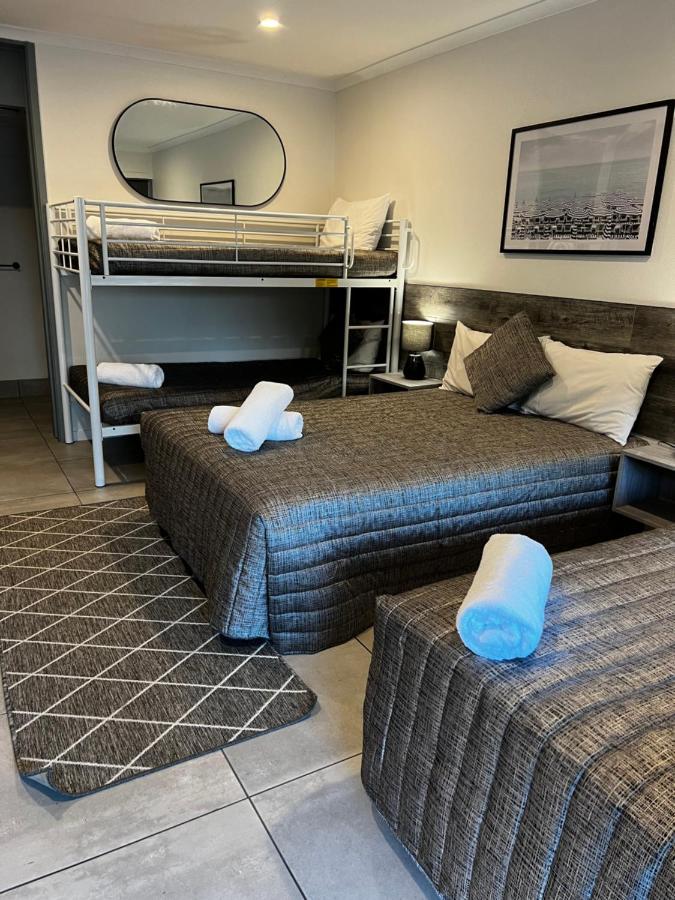 Y Motels ギンピー エクステリア 写真